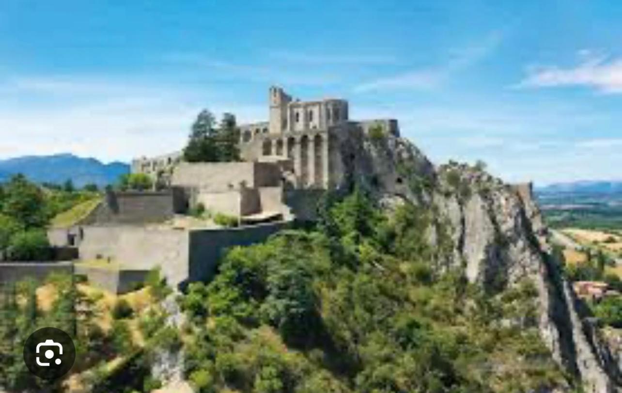 Tour De Babel Sisteron Exterior foto
